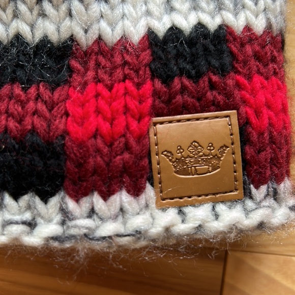 Panache Knit Checkered Beanie - Picture 2 of 5